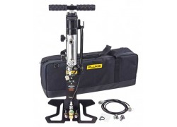 Fluke 700HPP-BSP Pneumatic Test Pump Kit, 21 mPa, BSP-