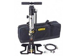 Fluke 700HPP-MET Pneumatic Test Pump Kit, 21 mPa, Metric-