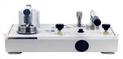 Fluke P3011-MMHG Pneumatic Deadweight Tester, 760 mmHg-